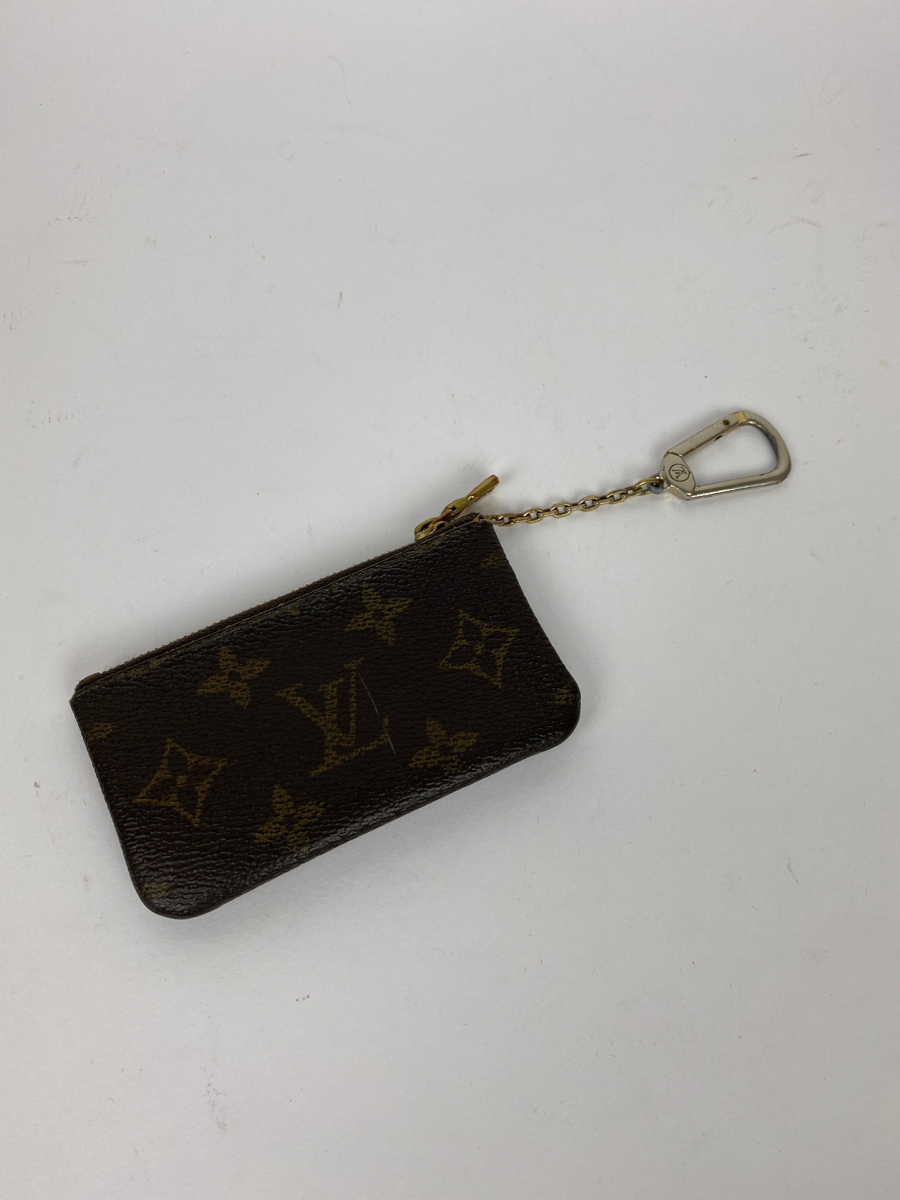 Loveyourbags - Available Now💘Brand new LOUIS VUITTON KEY POUCH